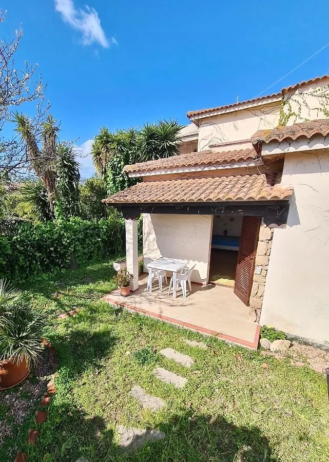Iss Travel, Sa Chessa - Ground Floor 1-Bedroom Apartment San Teodoro  0*, San Teodoro (Sardinia)